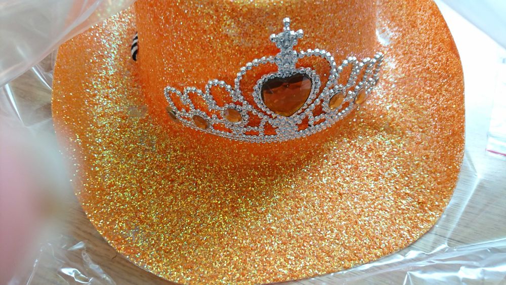 kapelusz z plastiku pomarańczowy karnawał bal przebierańców