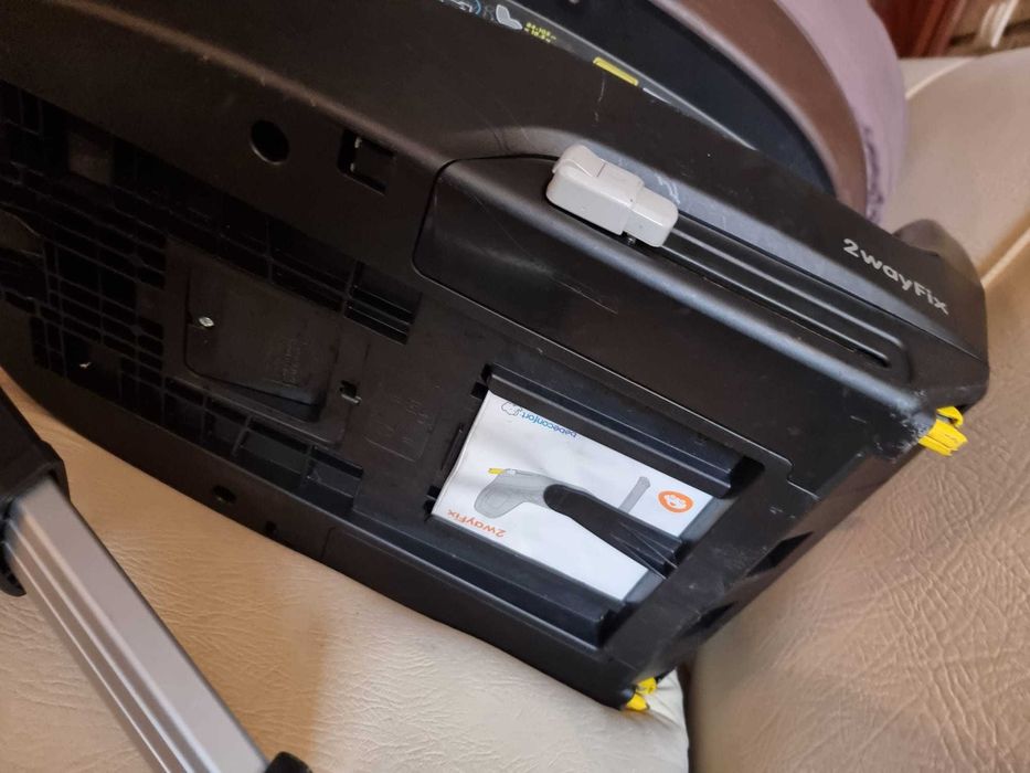 Babycoque / Ovo Bebe confort pebble + Base isofix 2wayfix