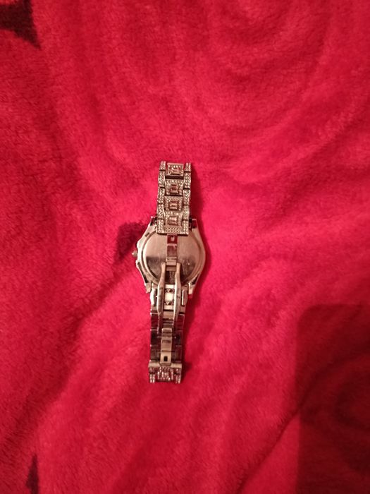 Продам Красивые Часы