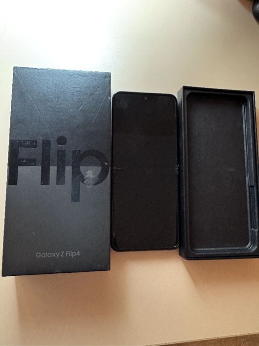 Samsung Galaxy  Flip 4 5G 8/256GB