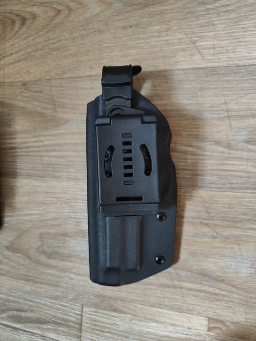 Кобура, підсумок, паучер під ПМ, ТТ, АПС, Глок17, Форт17, Беретта 92