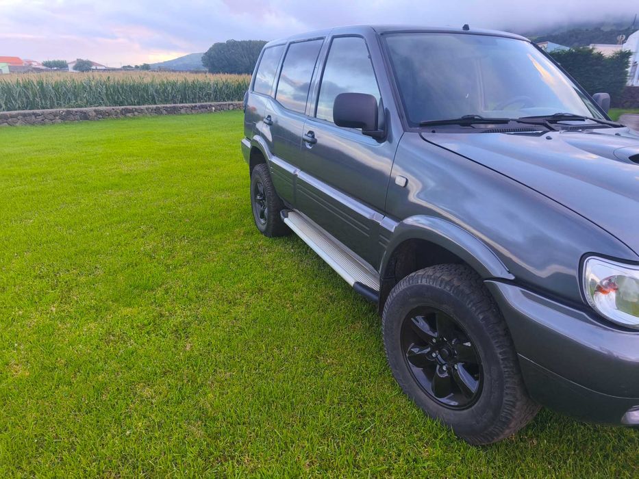 Nissan Terrano II longo — photo 2