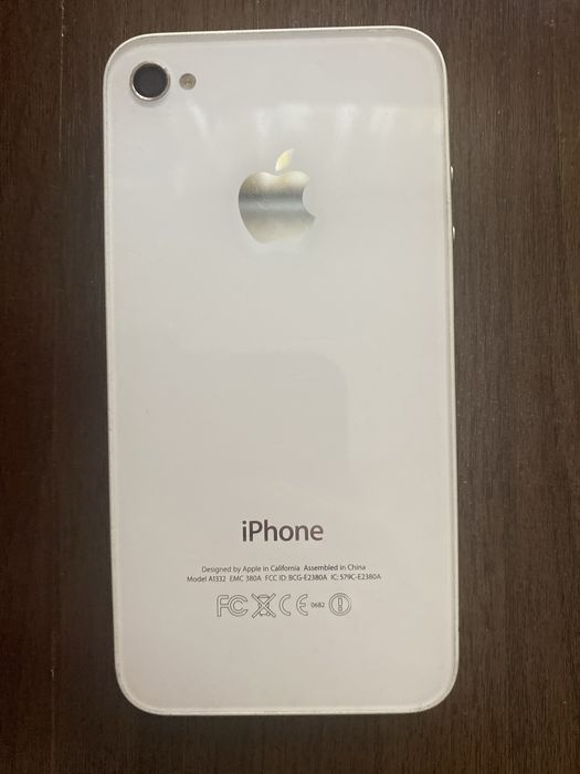 Продам айфон 4 без айклауда либо обмен на чтото жду придложений