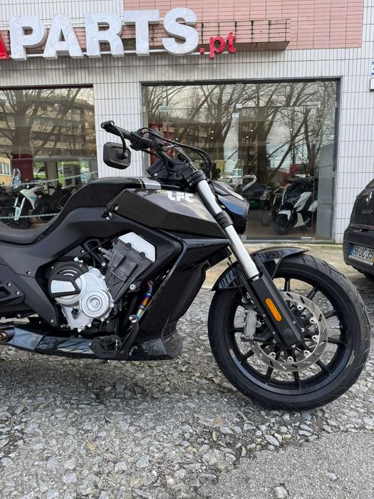 BENDA LFC 700 DE  2025