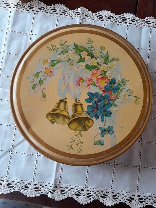 Lata vintage com flores e sinos  - anos 50/70 autêntica decoração