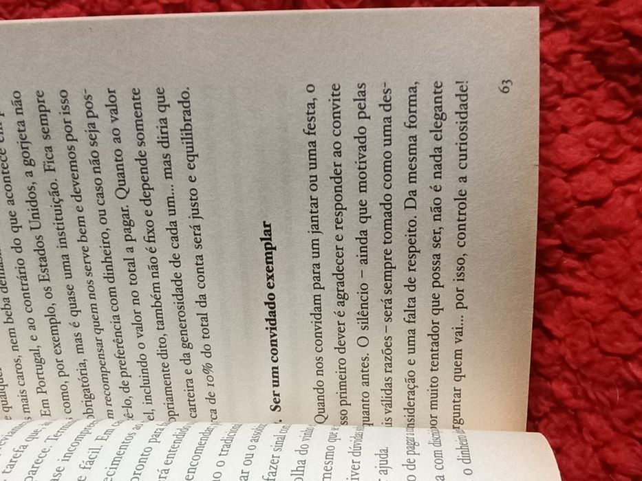 Livro saber estar de Vicky Fernandes