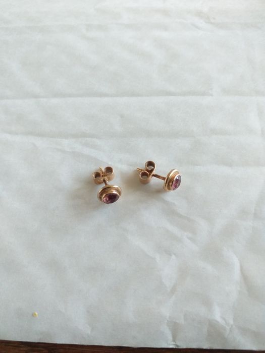 Złote śliczne kolczyki z Rubinem ,Vintage .