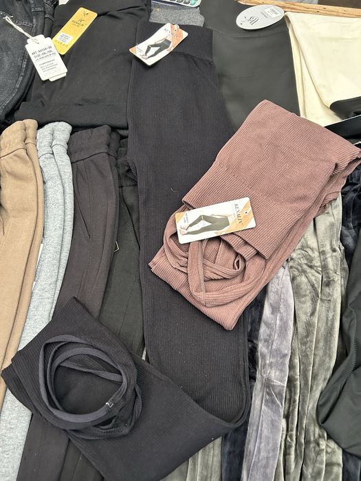 Жіночі лосини зі штріпками в рубчик чорні коричневі 42/52