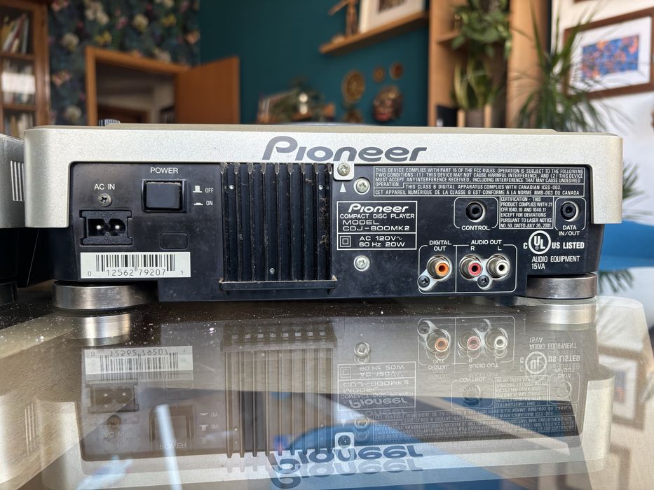 Cdj-800mk2 Pioneer + mixer Numark
