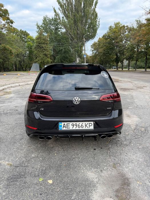 Продам Volkswagen Golf R