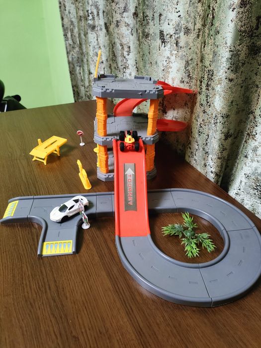 Іграшка для хлопчиків