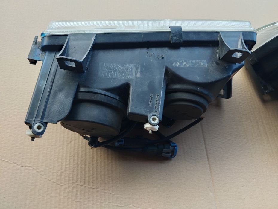BMW E36 LAMPY przód Yellow Hella wysyłka