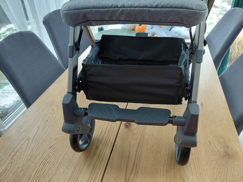 Nowa spacerówka  wózek twistshake szara