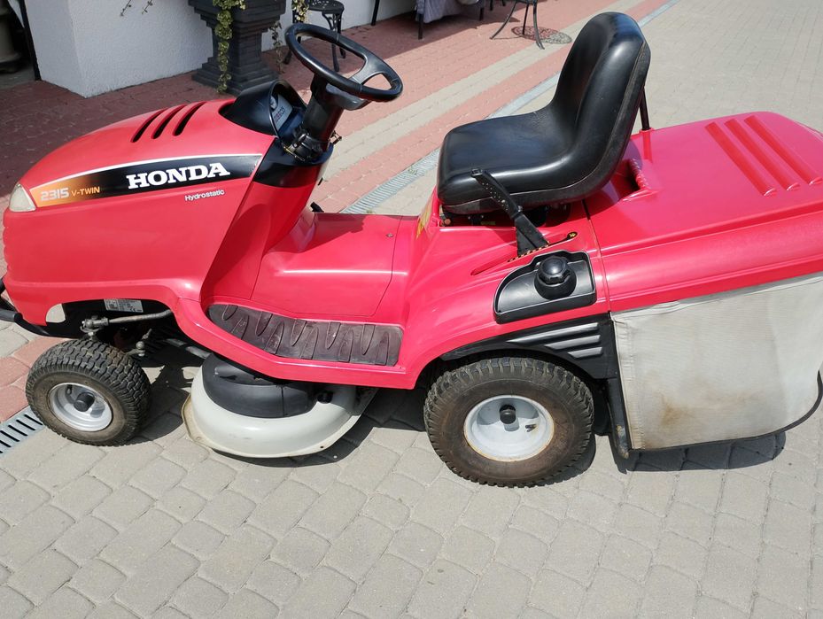 traktorek kosiarka Honda 2315 v2  B.dobry stan