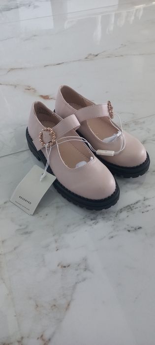 Loafersy, mokasyny, pantofle Reserved, rozmiar 31