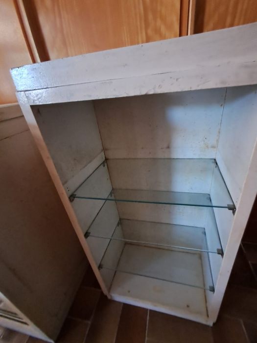 Armários de consultório antigo