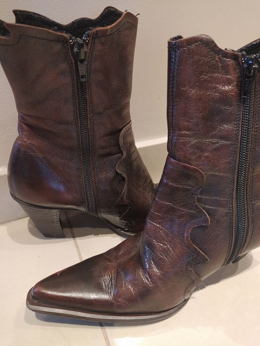 Półkozaki, botki ocieplane ze skóry