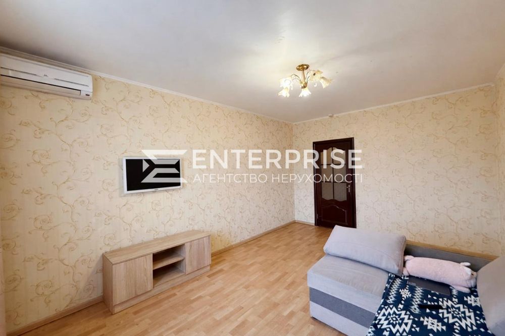 Apartment in Kyiv, 10-y mikrorayon Bilychiv, Bilychi - View 3