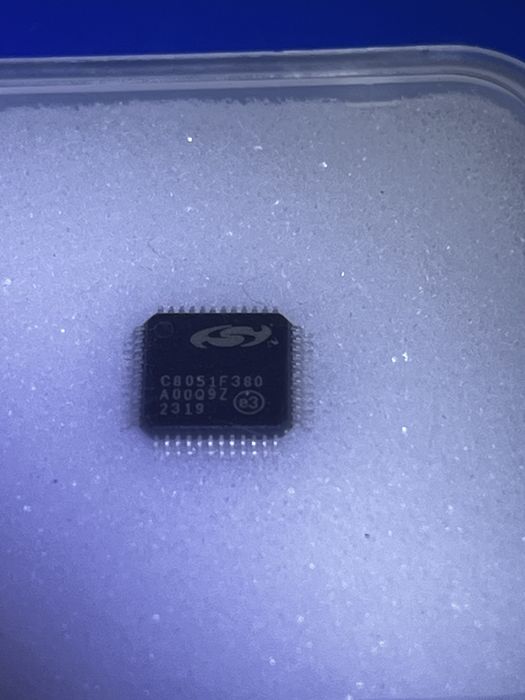мікроконтролер USB c8051f380-gqr