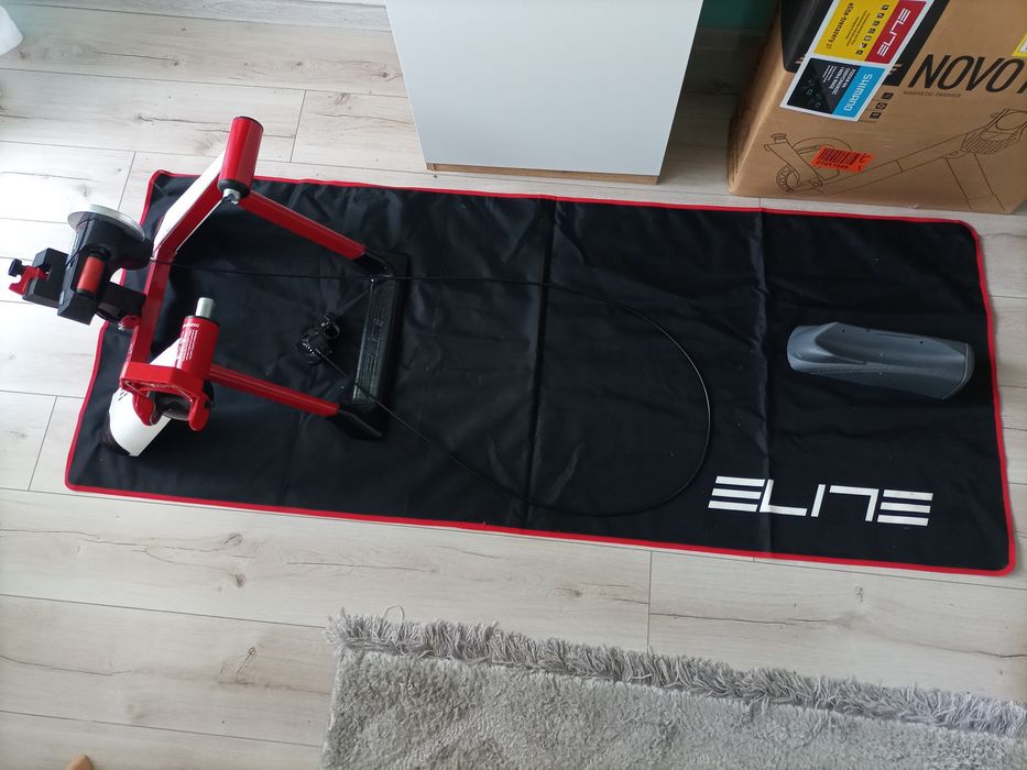 Trenażer rowerowy ELITE NOVO FORCE
