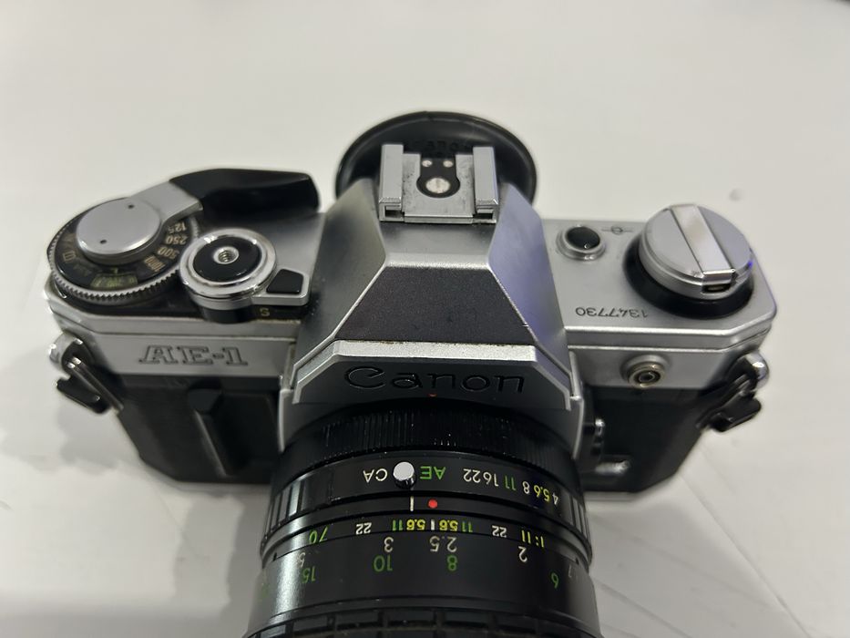 Canon AE-1 em bom estado