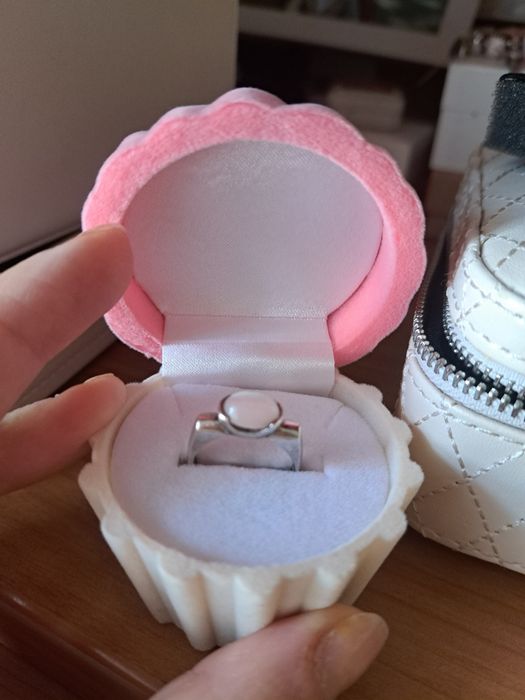 Anel de prata com madre perola