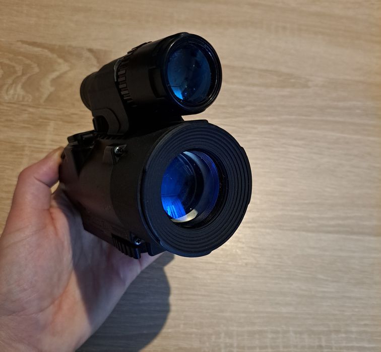 Noktowizja Pulsar plus adapter fn135