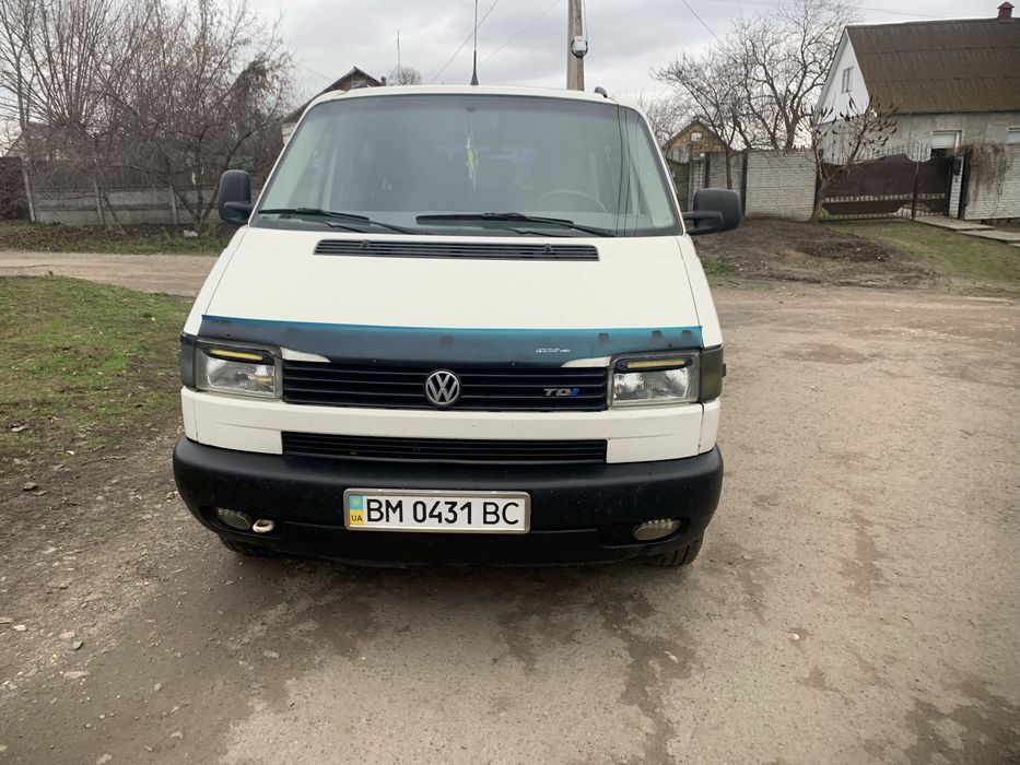 Течик повністю в робочому стані. Їздить кожного дня. По ходовій,двигуну,КПП питань нема. По кузову гнилого нема нігде. Містами де не де є невеличка корозія. Якщо потрібно,скину додаткові фото. Містами підфарбований,а загалом в рідній фарбі. На дві бокові дверки. По техпаспорту легковий 7+1 пасажир. З 2016року один власник. Присутні всі записи проходження ТО. Нова літня гума. На даний час вкладати кошти зовсім не потребує. Дод. Інф. По тел.