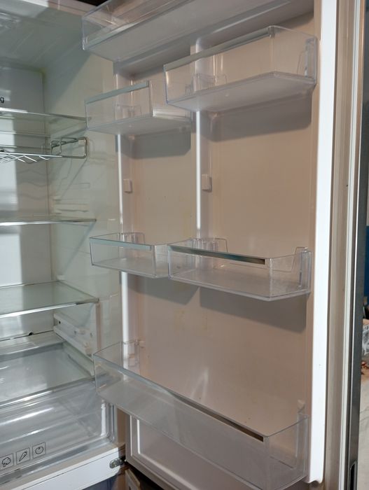 Продам холодильник Samsung