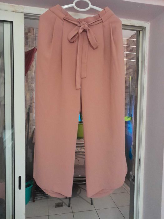 Pantalonas em malha fria rosa