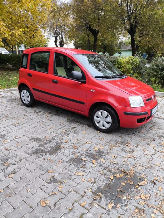 Автомобіль Panda