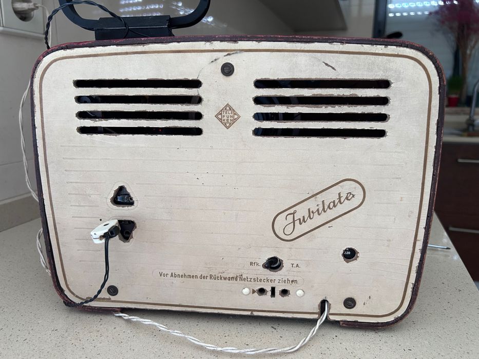 Rádio antigo ótimo som com FM