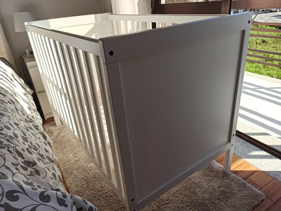 Cama de Bebé e Colchão