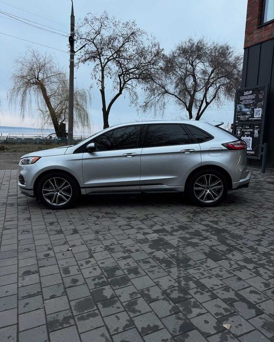 Ford Edge Тітаніум 2019