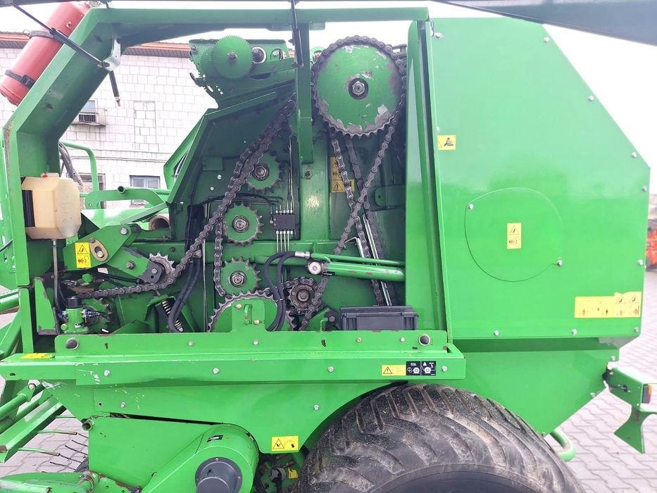 Prasa belująca Mchale F 550 rotor noże opuszczana podłoga  lely claas