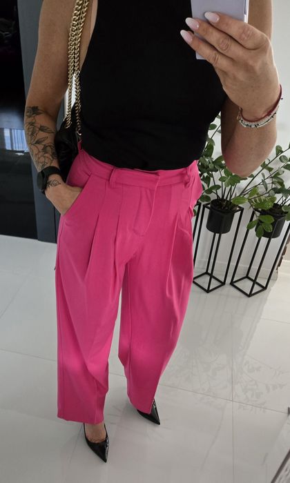 Spodnie Bershka Carrot zaszewki 32 34 marchewki szerokie