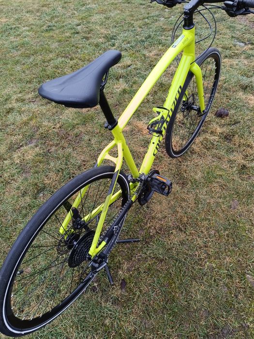 Promocja weekendowa.Specialized Sirrus 2.0 (Rozmiar L) + Kask Specialized  i licznik Garmin edge 500 GRATIS!
