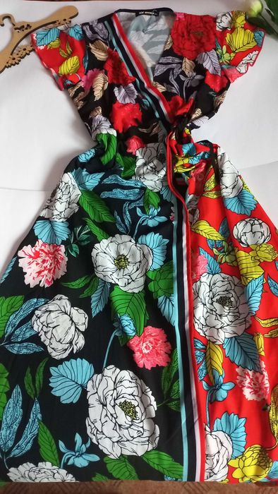 Довга сукня на запах  48 50 розмір нова