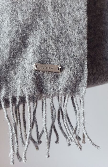 Szary wełniany szalik Satila