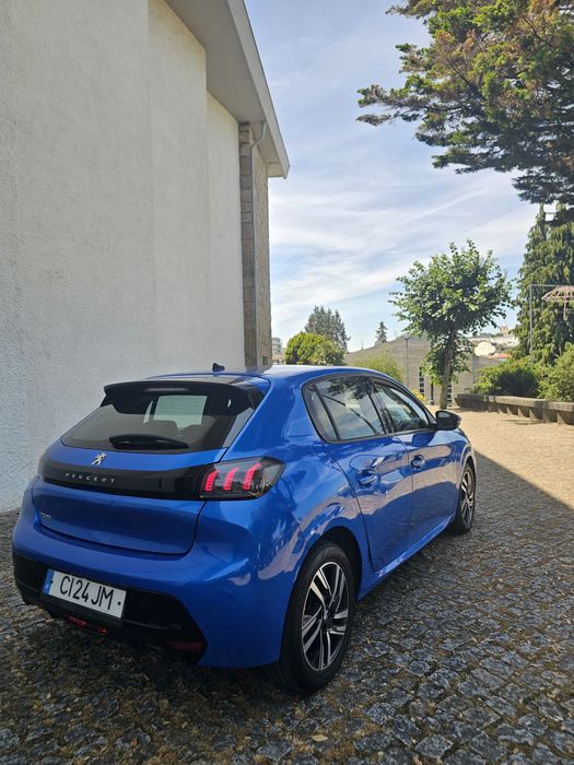Peugeot 208 allure 1.2 110cv caixa de 6
