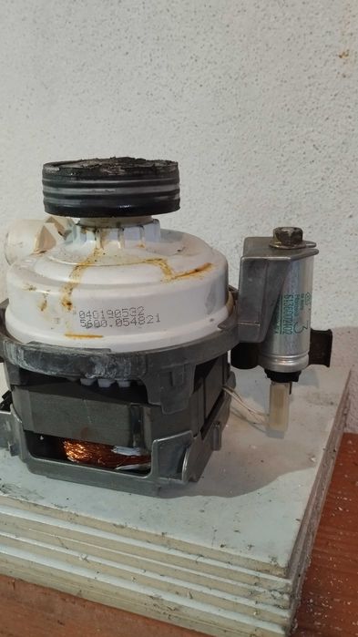 Maquina lavar loiça Bosch peças ainda disponiveis
