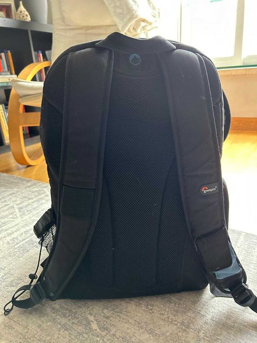 Mochila para material fotográfico Lowepro usada