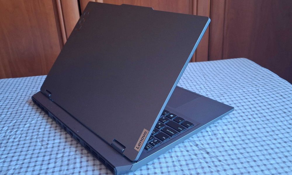 Lenovo LOQ 15IAX9 RTX 3050 6GB