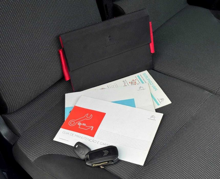 Citroen Berlingo 1.5 BlueHDi M Club- Garantia Incluída
IVA Incluído