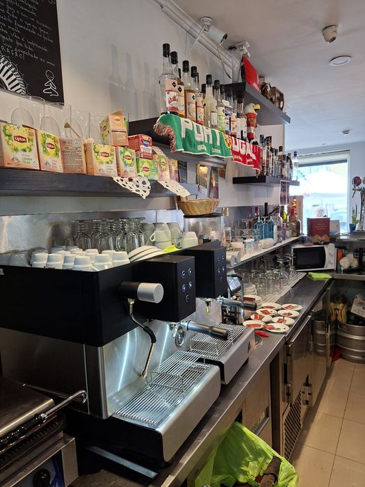 Trespasse Café/Snack-Bar excelente oportunidade