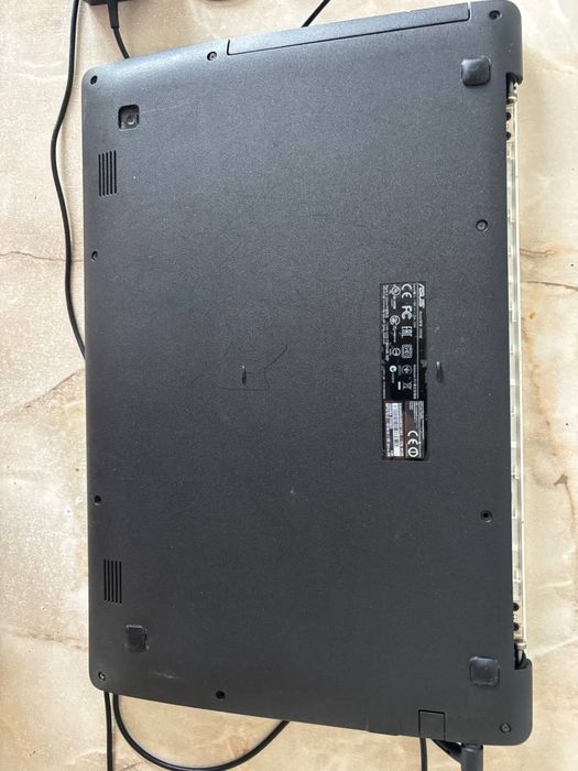 Ноутбук Asus x553m