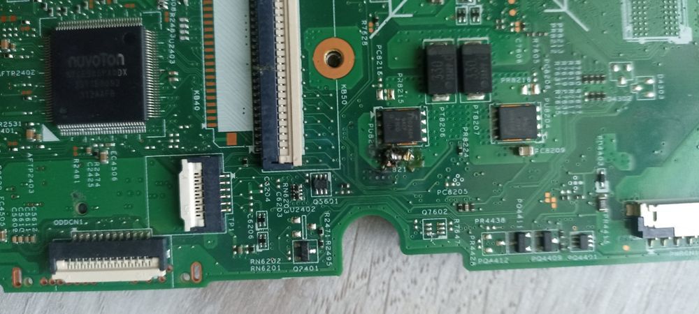 Материнська плата