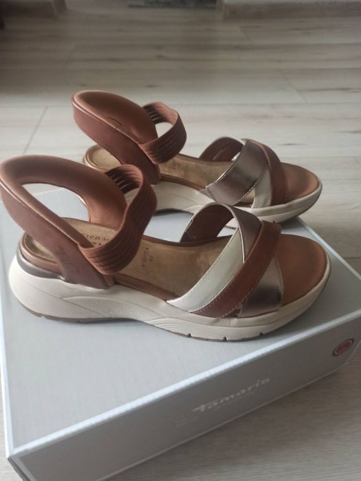 Sandały Tamaris Wide Fit 39