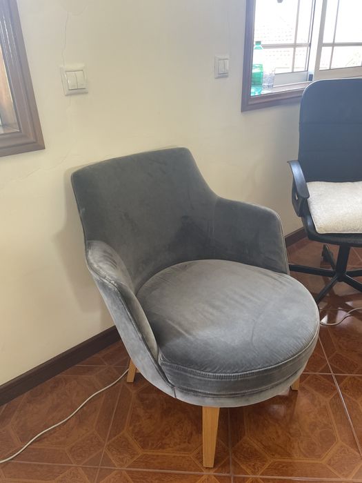 Vendo poltrona por 50€