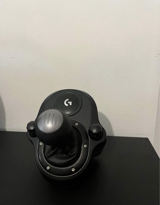 Продам ігровий кермо Logitech G29 + КПП (H-Shifter)